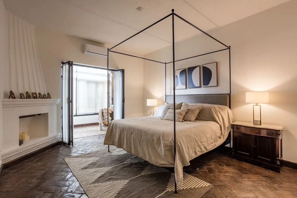 Panoramic Paradise 3BR Overlooking SMA