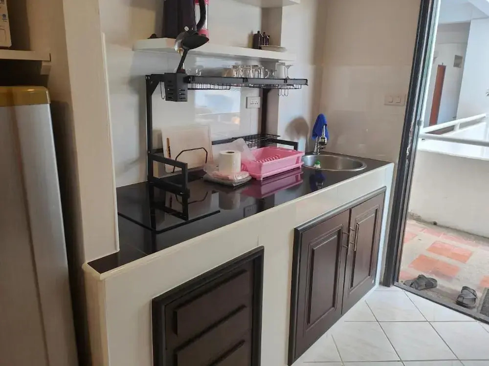 Room in Apartment - Jomtien Hill Resort Pratamnak 105