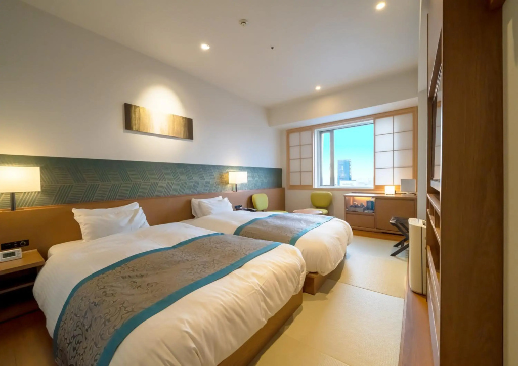Ours Inn Hankyu