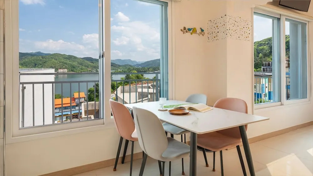 Gapyeong Binchelo Pool Villa Spa Pension