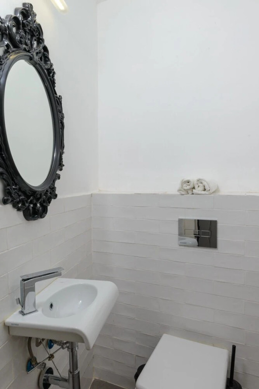 Spacious Modern Apt 1 Step To Beach