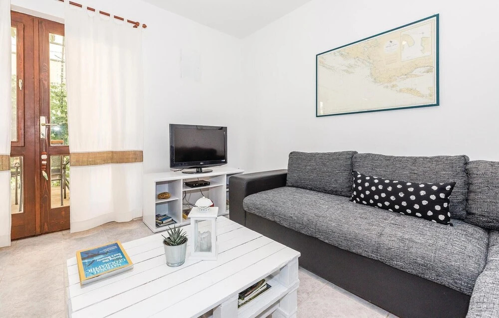 Nice Home in Sibenik With Wifi and 4 Bedrooms