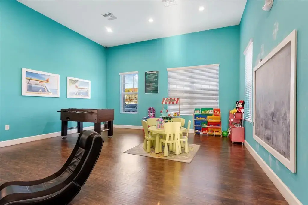 4 Bedrooms / 3 Bathrooms / West Lucaya (3214 GL), Kissimmee, US