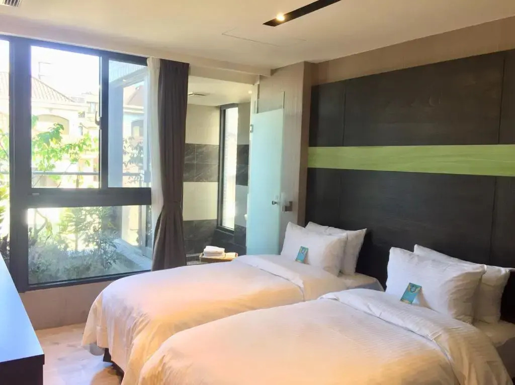 Fengjia Hotel Bell