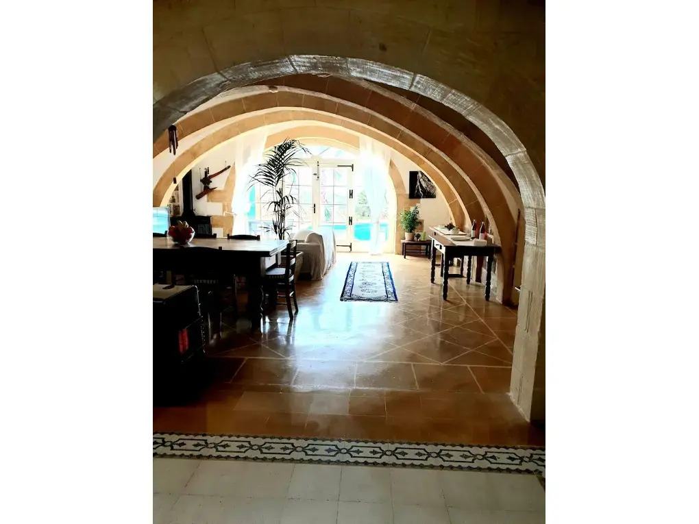 Panoramic Farmhouse