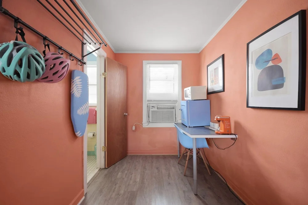 The Florida Motel - Unit 6