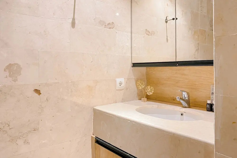 Wonderful And Homey 1Br Apartment The Empyreal Epicentrum Kuningan