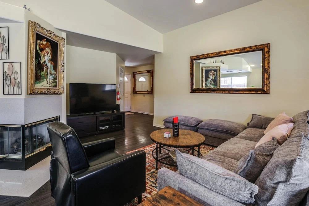Pets Welcome! Yucca Valley Haven w/ Fenced Yard