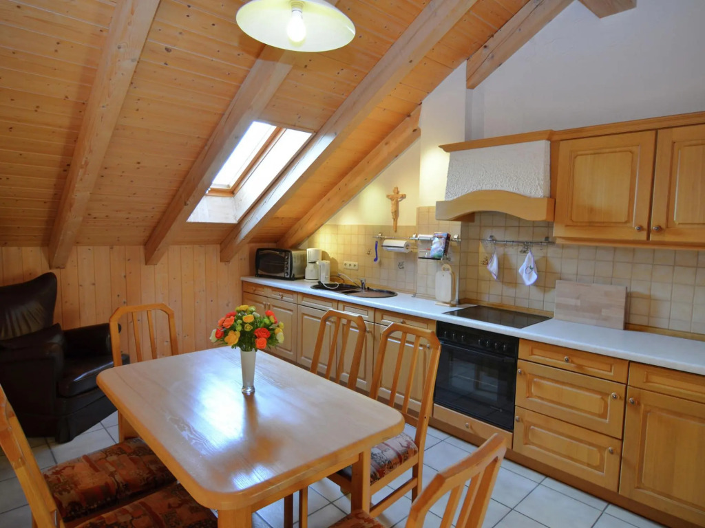 Restful Apartment with Sauna, bubble bath, Fitness Room, Balcony