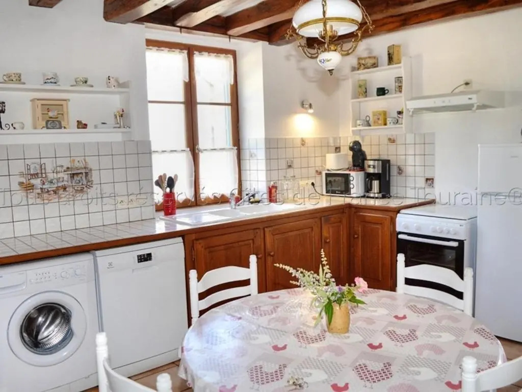Gîte confortable avec grand jardin privé et WIFI - FR-1-381-494