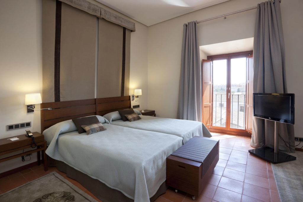 Отель Parador de Cáceres