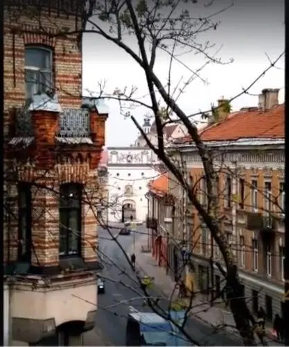 Prie Miesto Vartų