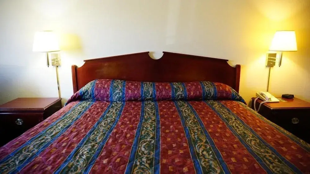 Wesley Inn and Suites