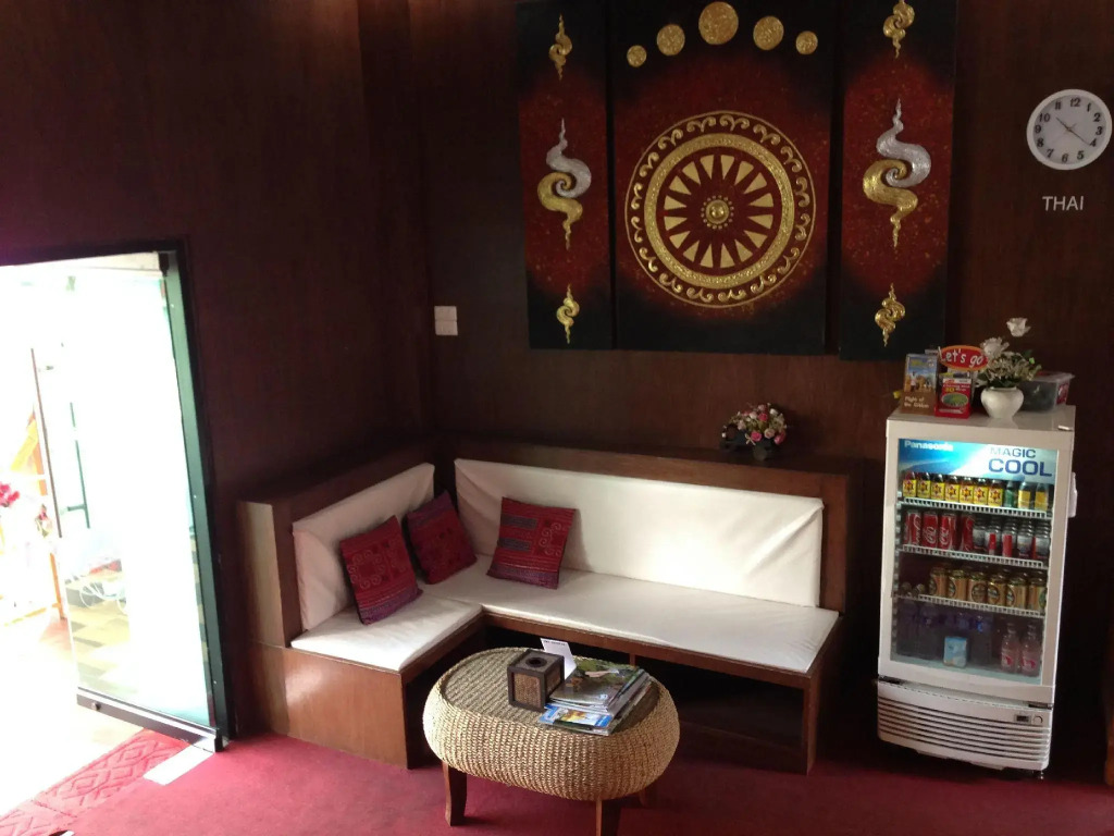 Home Place Hotel
