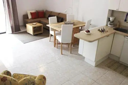 Prime Homes Bright Attic 2bd Apartment