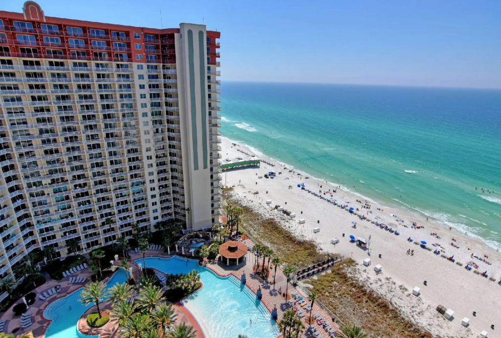 Penthouse With Beautiful Beach Views! 1 Bedroom, 2 Bathroom Penthouse!