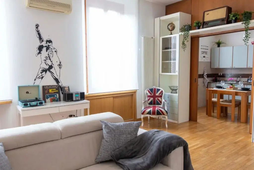 Number 3 Charming Appartment Old Town Parma