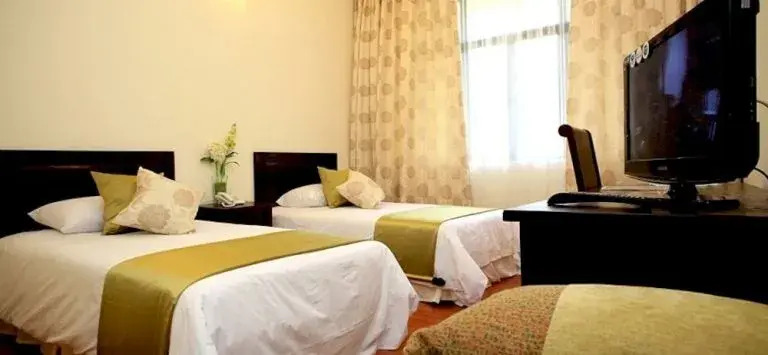 Suria Hill Country House