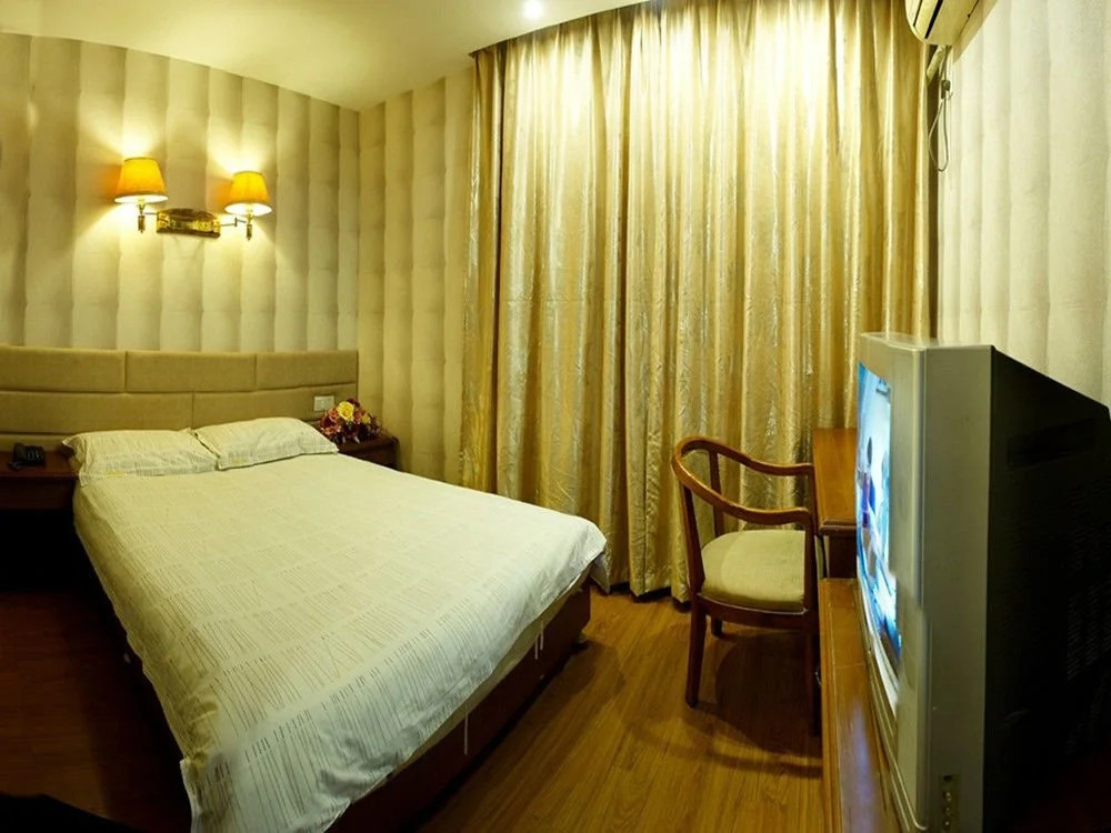 Shenhongmei Fashion Hotel