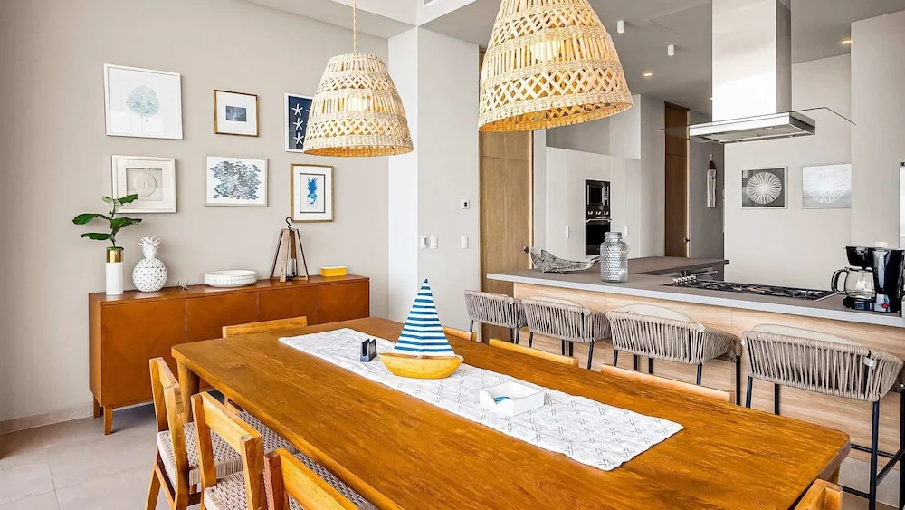 Panoramic Hot Tub Oceanview Luxury 4BR Penthouse