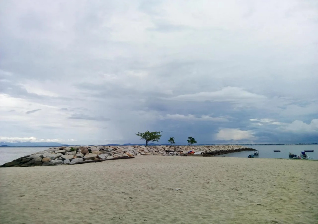 8 Boutique By The Sea
