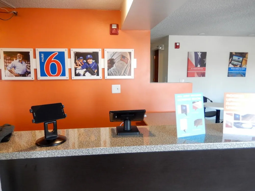 Motel 6 Columbus, OH