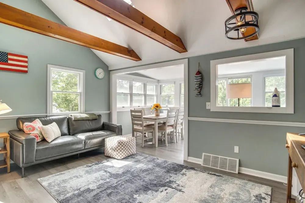 Swim & Fish On-site! Waterfront Cape Cod Cottage