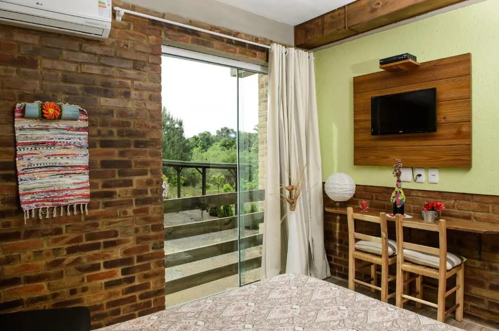 Binas Haus Pousada, Cafeteria e Atelier