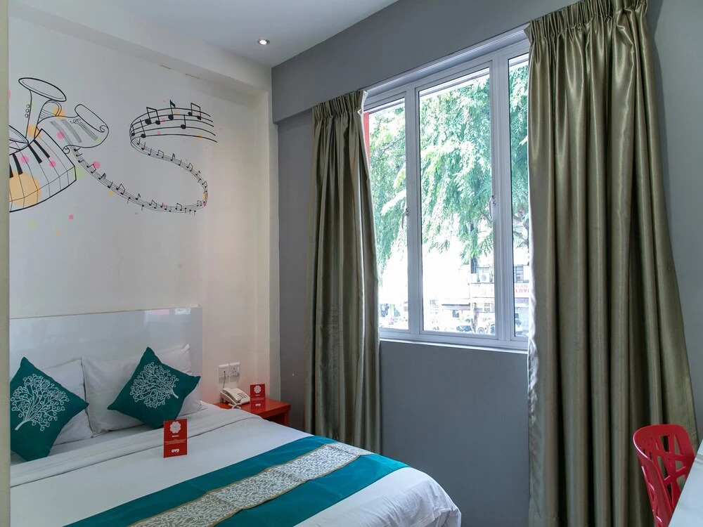 OYO 224 Hotel Strawberry Fields