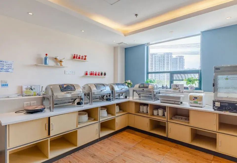 Citi Home Hotel (Bozhou Jianan Cultural Square)(城市之家酒店(亳州药都路建安文化广场店))