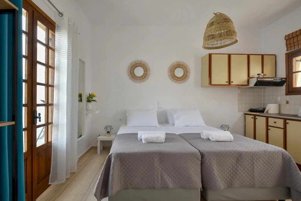 Eva Studios 7 in Agia Pelagia