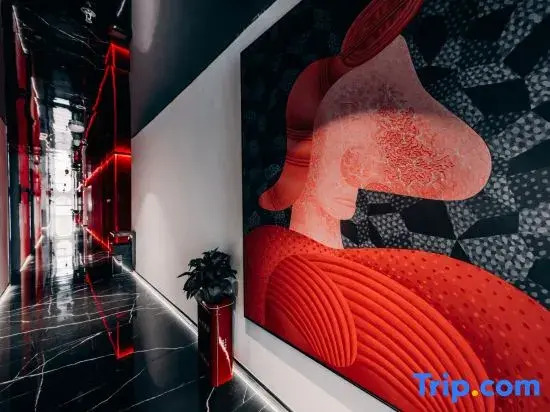 Zhongzhu Fanhua Hotel (Guiyang Guanshanhu High speed Railway North Station Branch)