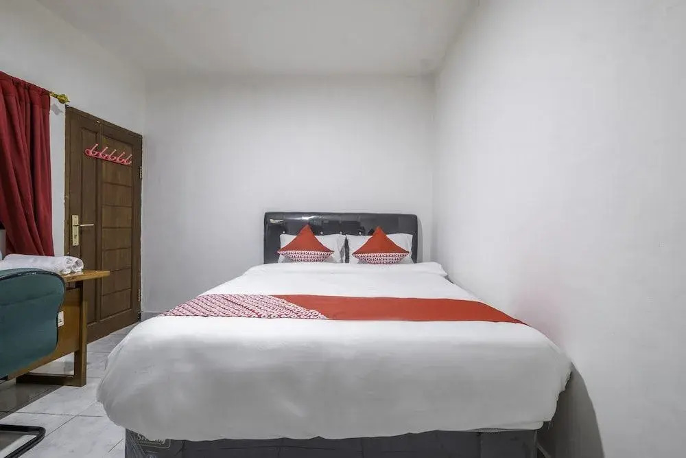 OYO 2391 Baladewa Residence Syariah