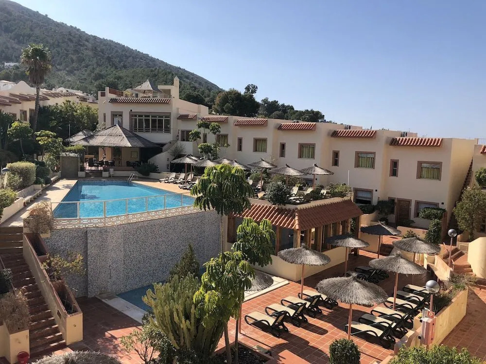 Albir Up Paradise