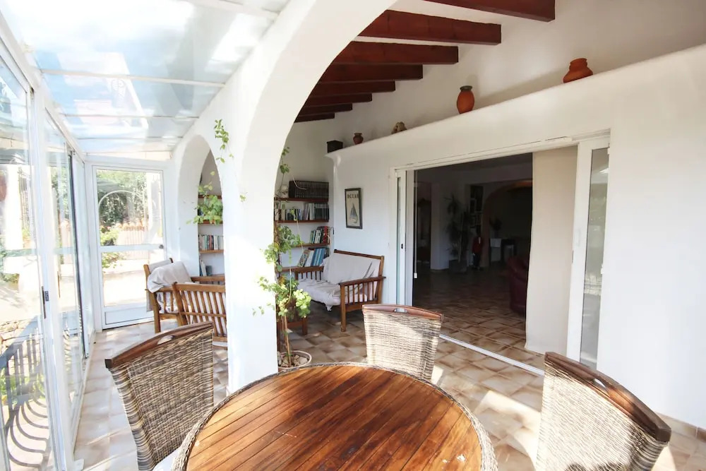 Private & Luxurious Villa With Pool - Lots of Space & Short Walk to the Sea