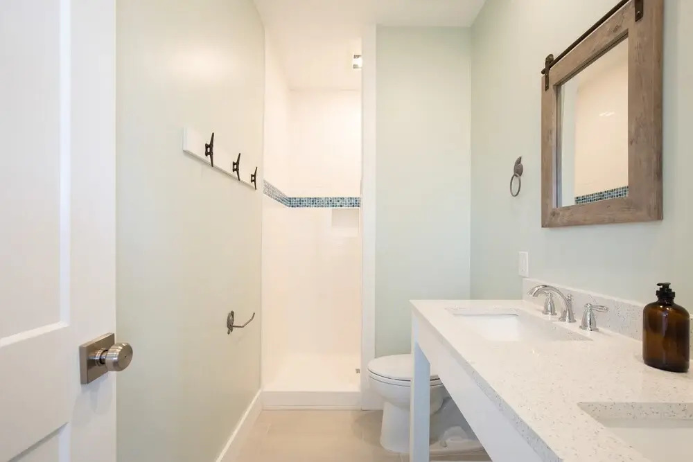 Ocean's Eye by Avantstay Beach Front Home w/ Roof Top, Pool & Putting Green!