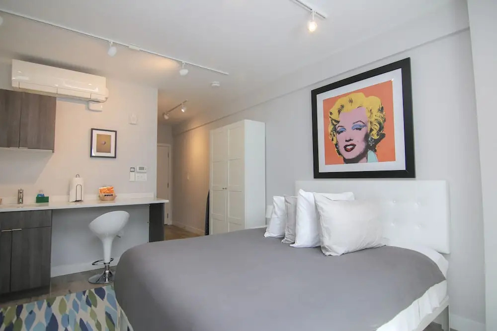 Maverick Suites at 89 Marion