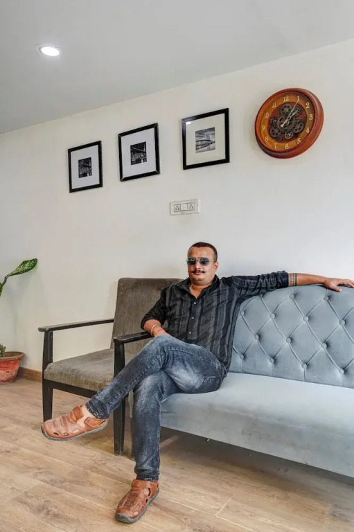 Hotel Twamev residency Uttam Nagar couple friendly