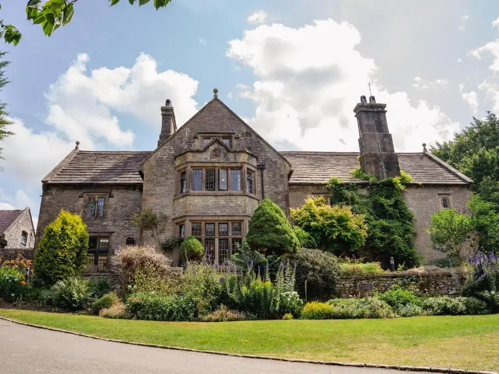 YHA Hartington Hall