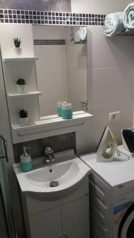 Enjoy Apartment