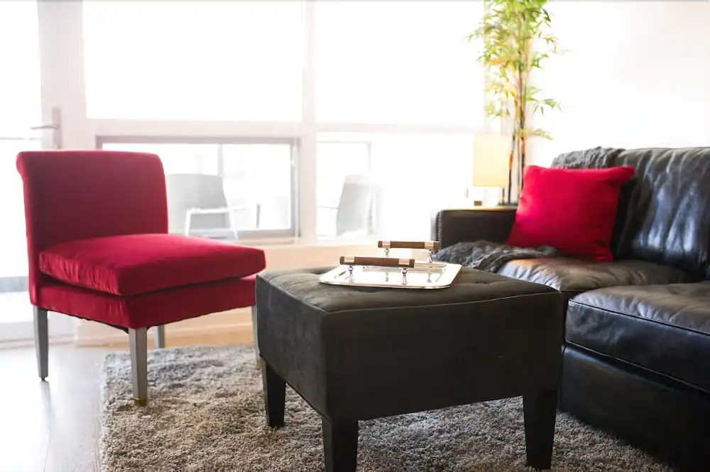 Executive Suites by Roseman - Riverfront