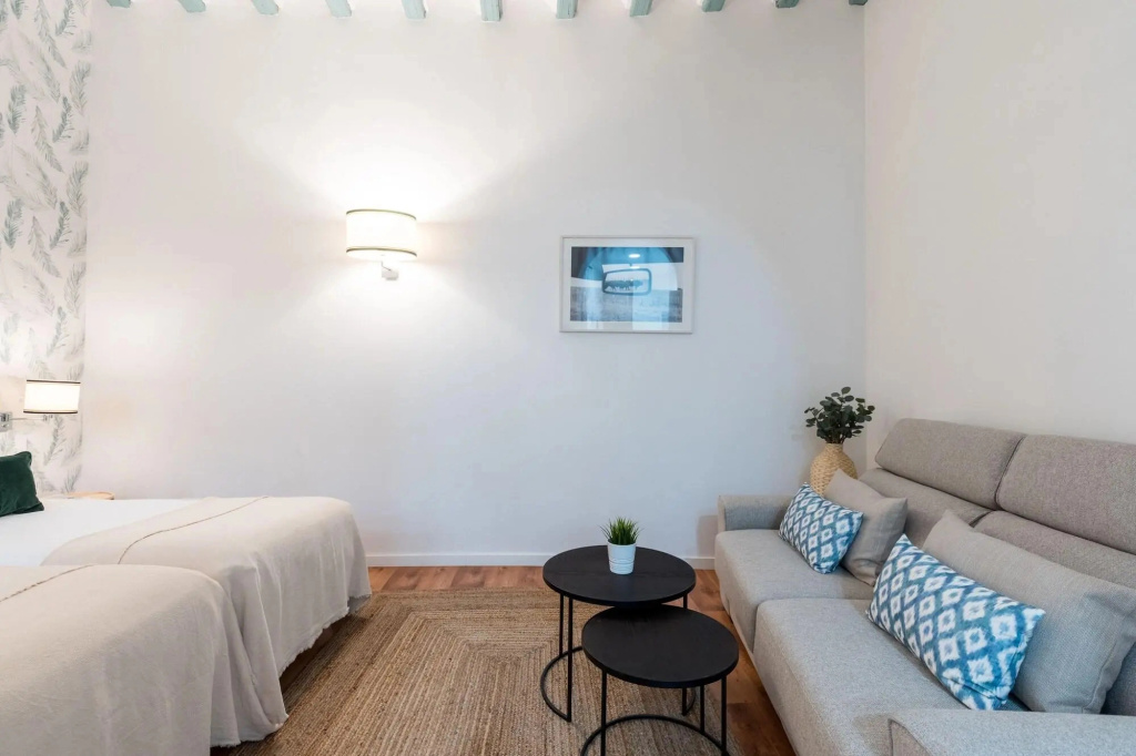 Numa Seville Alegre