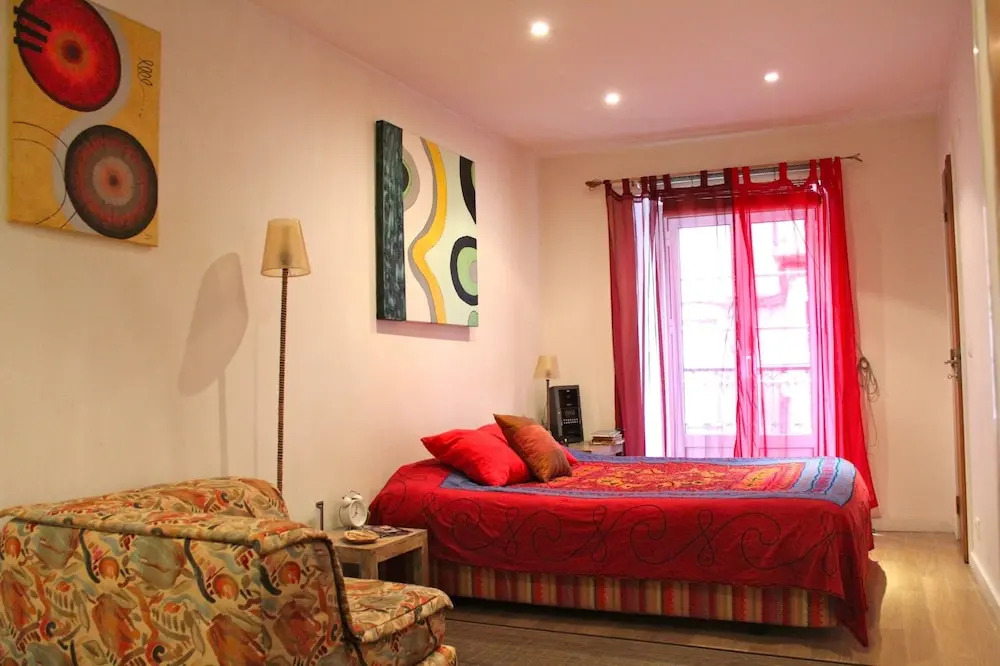Bairro Alto Luz 2 Bedroom Apartment - RNU 69321