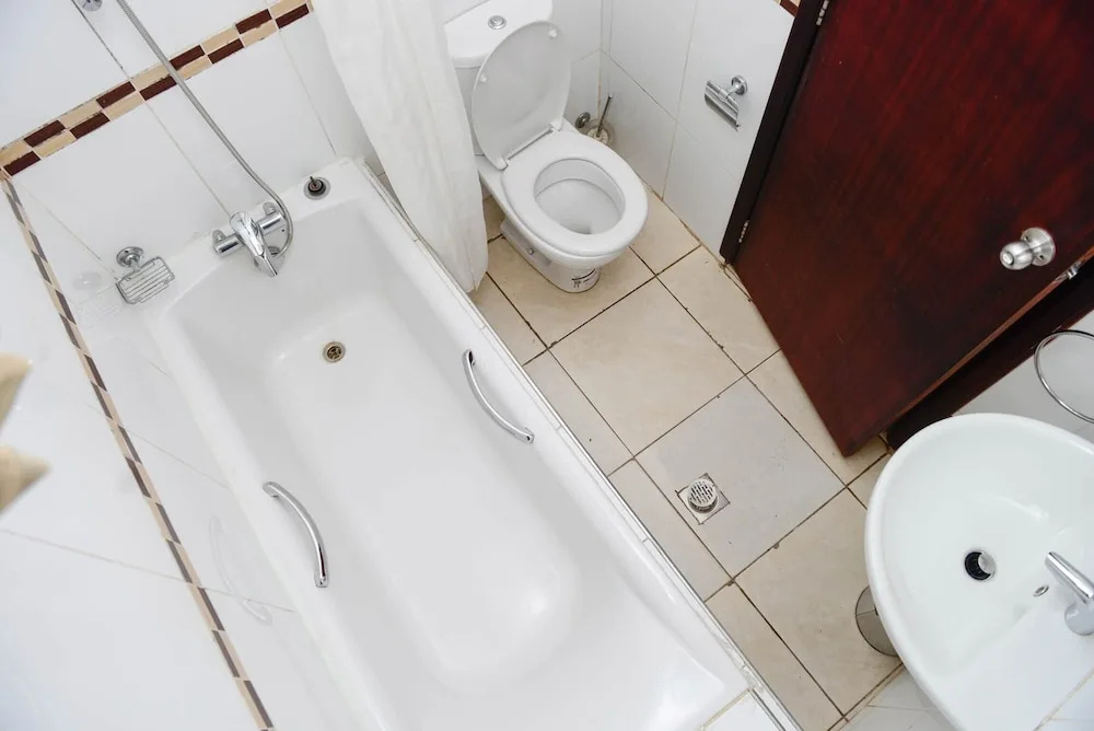 Enjoy you vacation wail staying in this Single room fit for 2 people