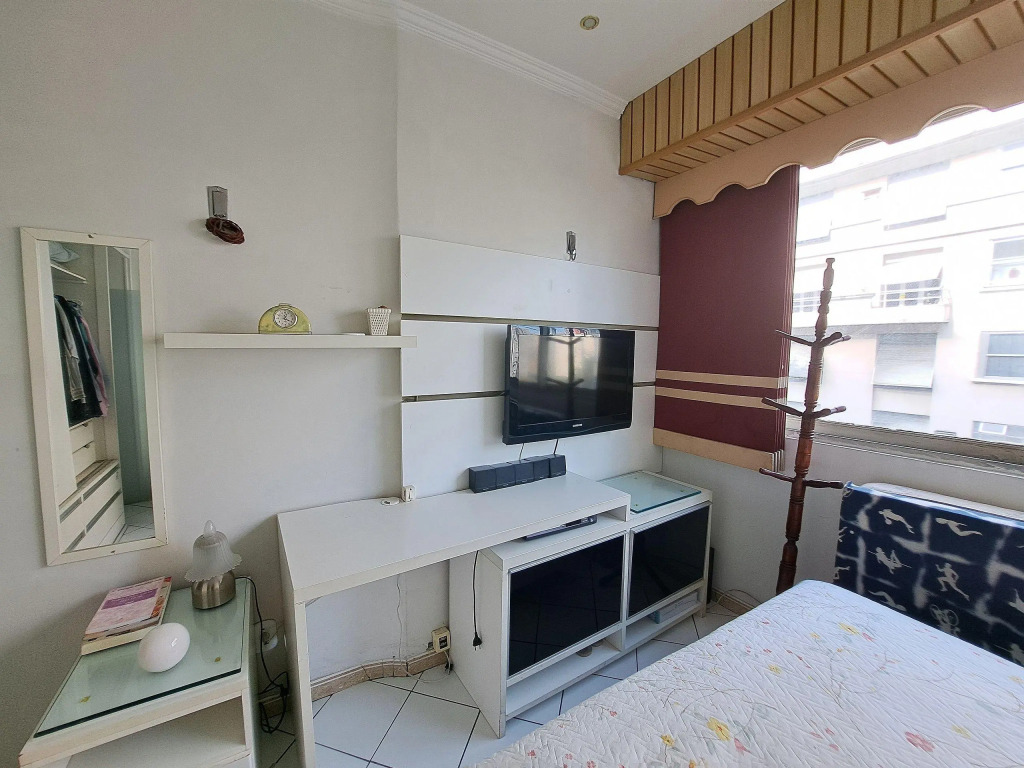 Confortável Flat na Zona Sul a 50 mts do Metrô