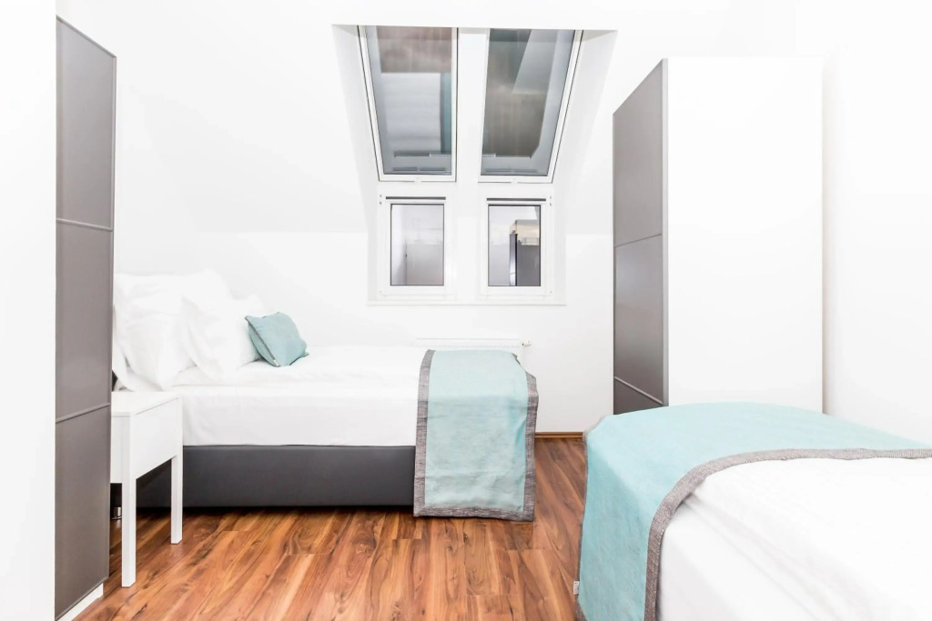 Simtown Suite Apartments