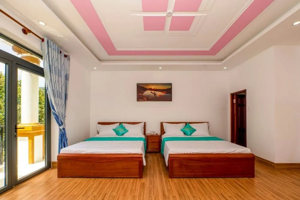 Sala Hotel