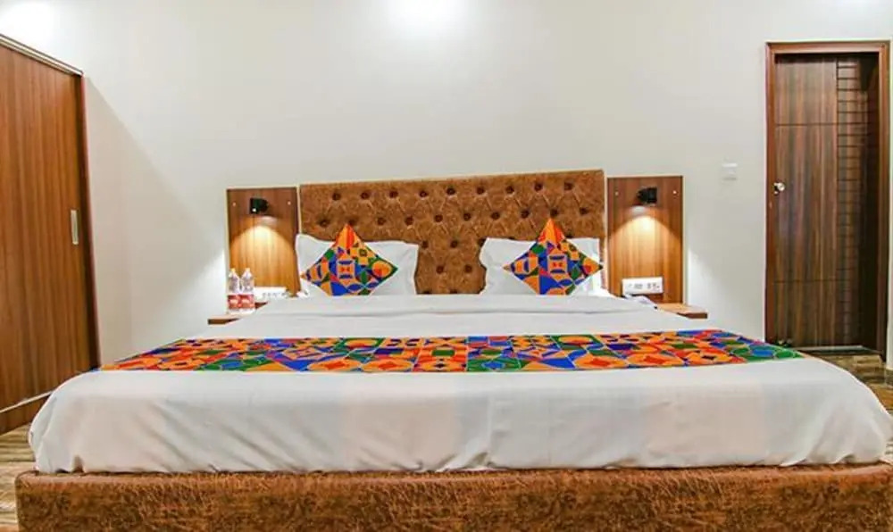 FabHotel Shri Krishna Residency