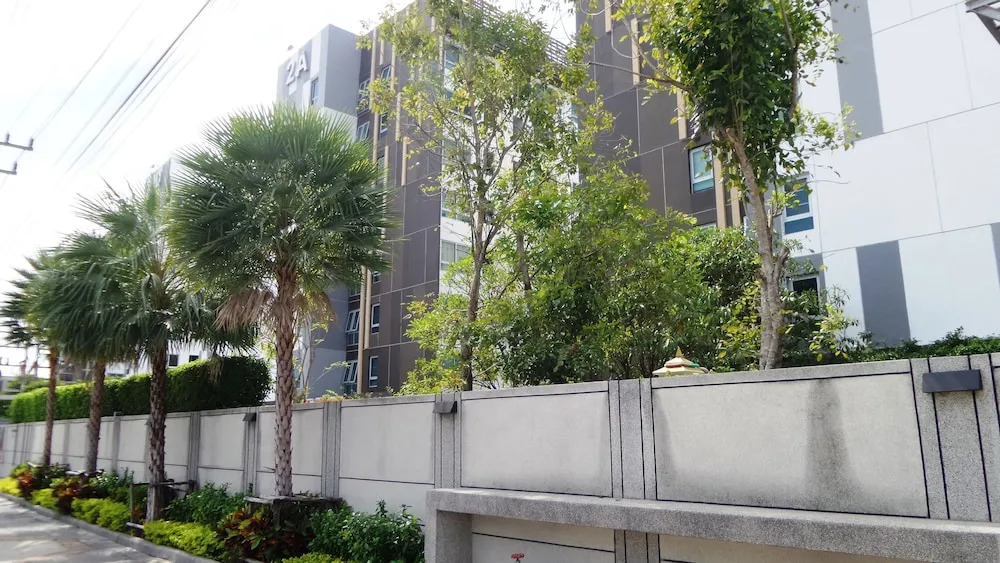 PLUM Condo Phaholyothin 89