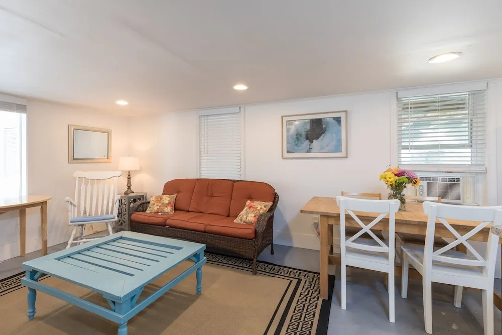 Ahh Folly Ocean View Downstairs Apartments 2 Bedroom Duplex